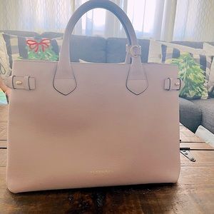 Pre-loved Authentic Burberry Banner Handbag